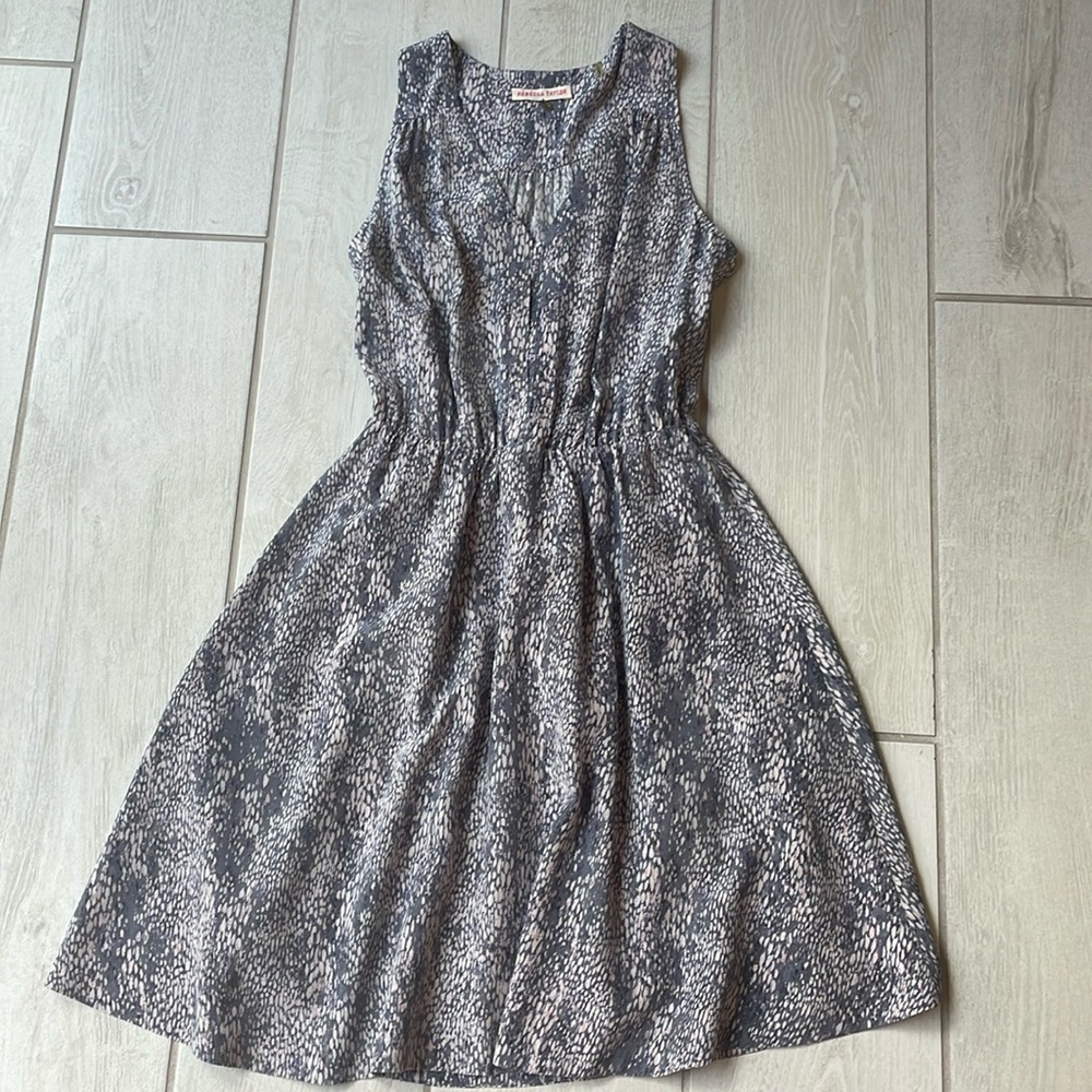 Rebecca Taylor Silk Dress in Gray Light Pink Size 4